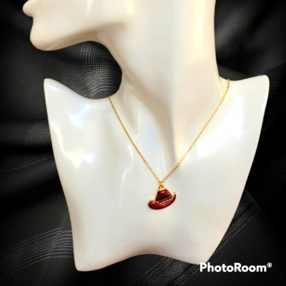 5/$25 Red Hat Society Pendant Chain Necklace